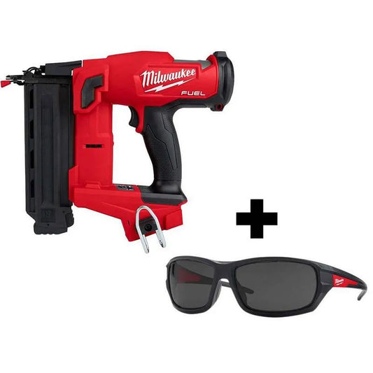 Milwaukee 18-Volt, M18 FUEL 18-Gauge Lithium-Ionen bürstenloser kabellos Gen II Brad Nailer und getönte Performance-Sicherheitsbrille, schnurloses Design
